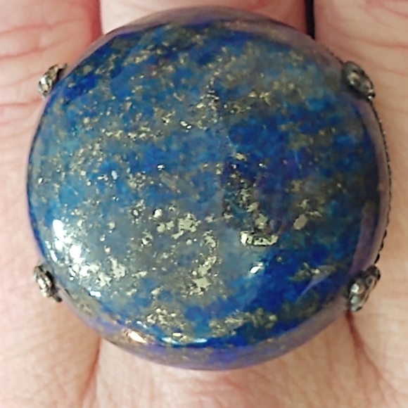 Vintage HUGE Lapis Lazuli Ring set in Sterling Silver- 8.5 - Picture 2 of 8